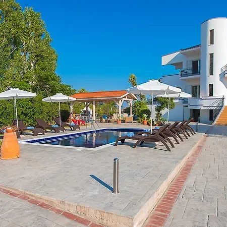 Giovanni * فاليراكي