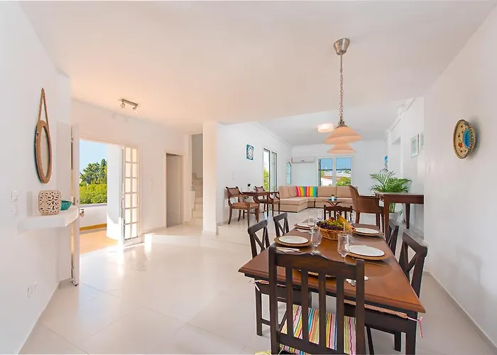 Giovanni Вилла Фалираки